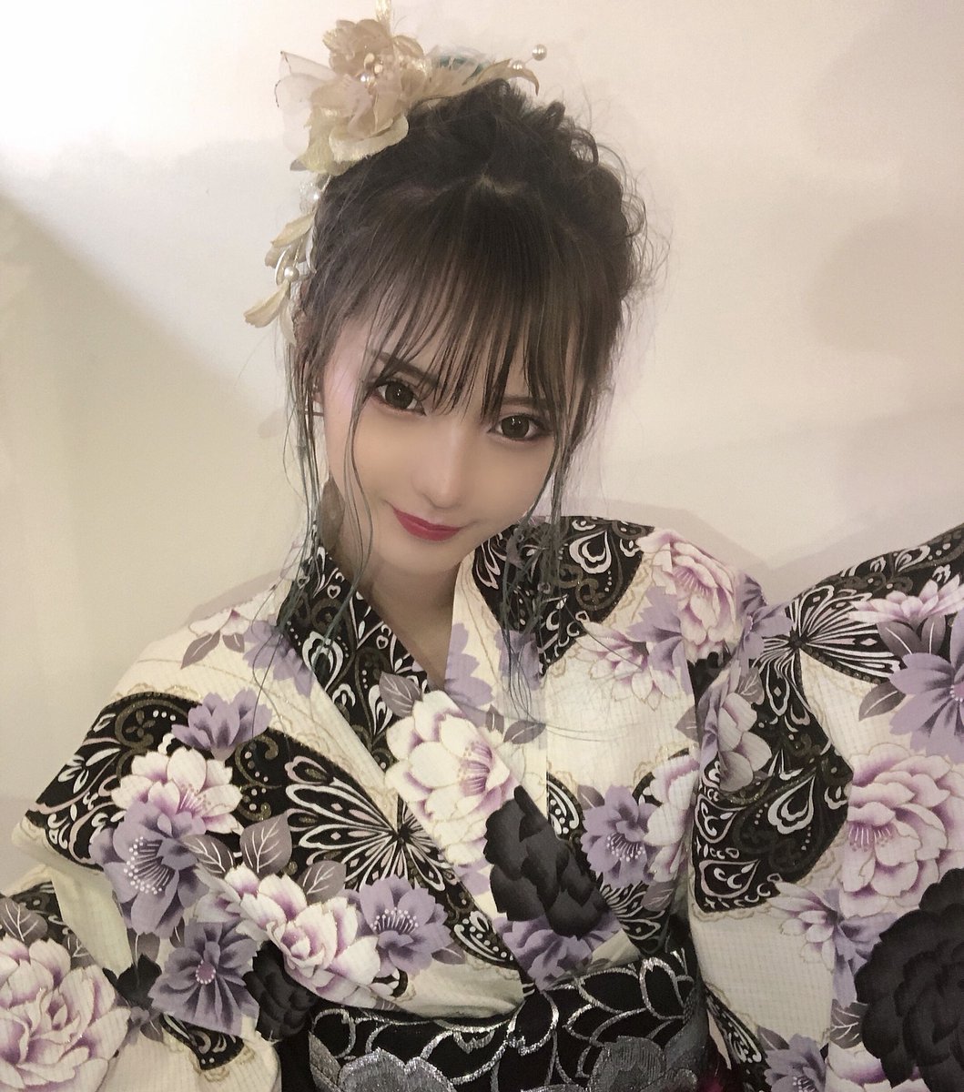 メンズフェスin大阪🐙

今回は浴衣で出演致しましたッ👘🦋
ファンの皆さんといっぱいお喋りして
幸せな時間であっという間でした😢
とても楽しかったです🌹

北海道に続き大阪メンズフェス
本当にありがとうございました⭐️