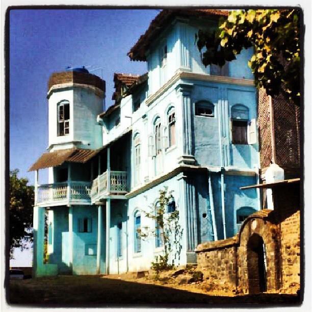 haanssa's tweet photo. My #MondayBlues are different.. my creative soul captures all that it lives and find intriguing.. have camera 📸 go #click from my #archive #mandva
#mondaythoughts #becreative https://t.co/QHcrwszFbS