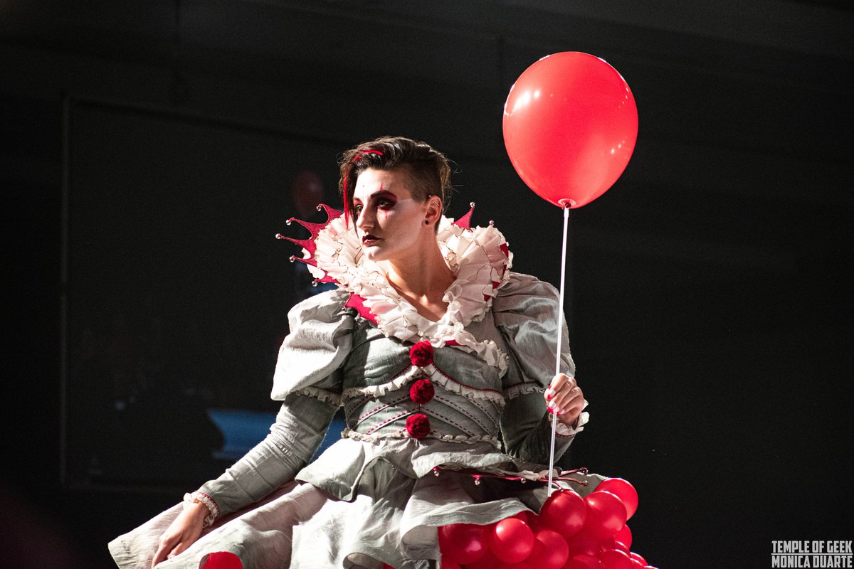 ImUnoriginalSam's tweet photo. @StephenKing your story 'IT' inspired this look for #SDCC19 #heruniversefashionshow Thanks for getting me out of my dark times, and giving me the motivation to sew again. https://t.co/a13xDXtKkg