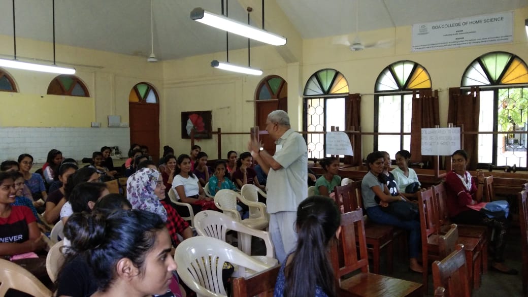 GoaScience's tweet photo. Induction Report

The Goa College of Home Science, Campal – Goa, organized an Induction Session for their newly joined first year FYBSc students on the 19th of June 2019. The session was delivered by a highly enthusiastic resource person and a professional trainer Mr. Anthony https://t.co/TevnRF5qrJ