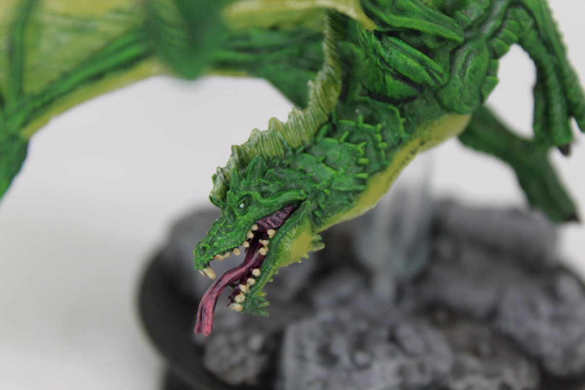 BobTheDiceSkull's tweet photo. So I've been working on these guys for the last couple of weeks I'm happy to say that there done 😁 

Please let me know what you think.

#painting #dungeonsanddragons #CriticalRole #Dragon #wizkinds #concordgaming #PaintingWarhammer #citadel https://t.co/tr6NiitA55