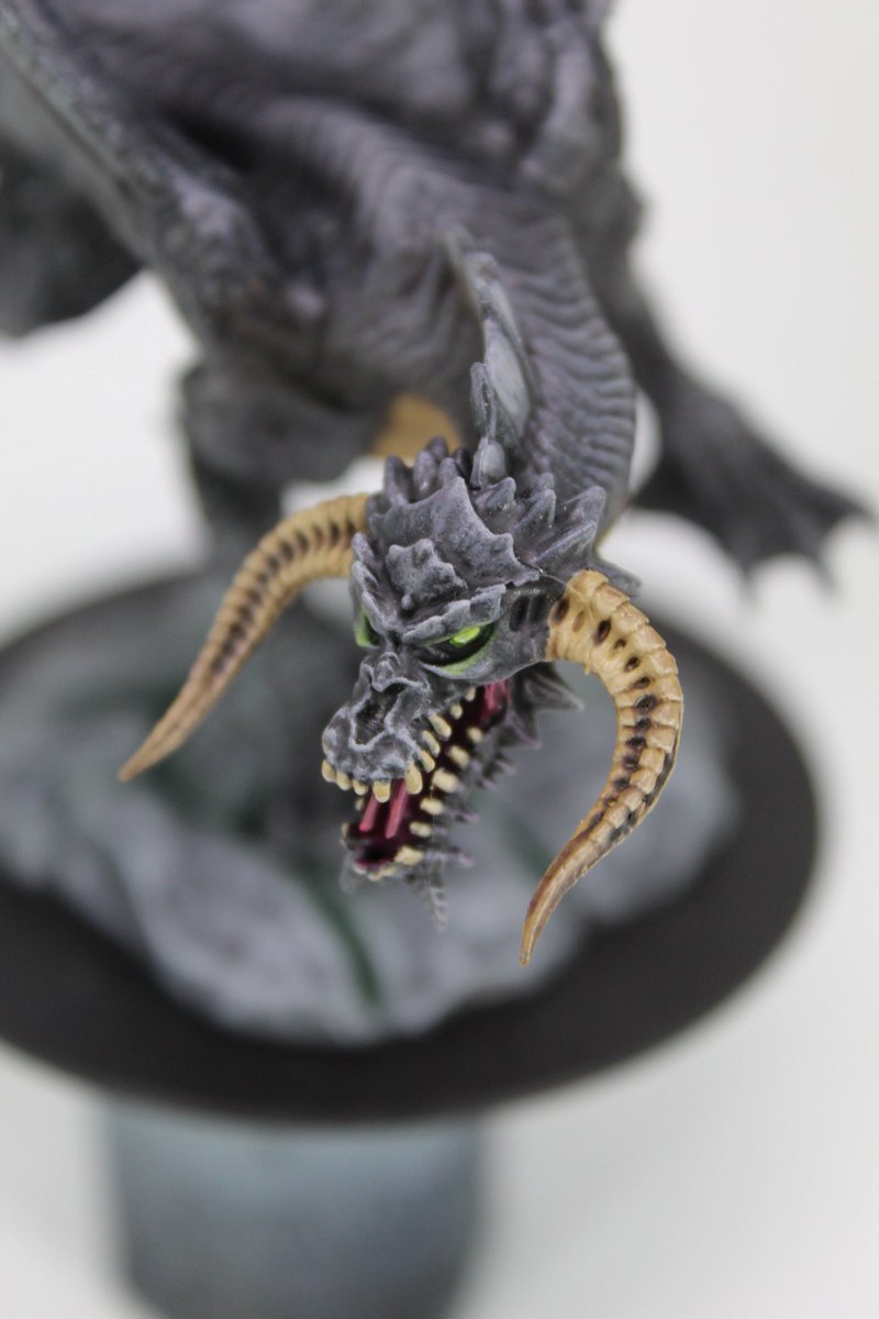 BobTheDiceSkull's tweet photo. So I've been working on these guys for the last couple of weeks I'm happy to say that there done 😁 

Please let me know what you think.

#painting #dungeonsanddragons #CriticalRole #Dragon #wizkinds #concordgaming #PaintingWarhammer #citadel https://t.co/tr6NiitA55