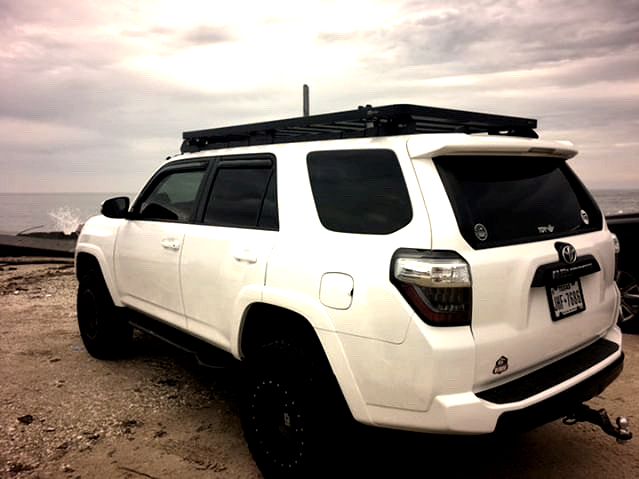 t4r_org's tweet photo. 2016 Trail Premium⁠
2.5 Toytec Boss lift kit⁠
17x9 -12 XD Machete wheels⁠
275/70/17 BFG KO2s⁠
Front Runner rack⁠
SSO slime line w/ Smittybilt X2O 10k synthetic winch⁠
SSO sliders⁠
⁠
Thank you Jamart5 (on our forum) for pics⁠
⁠

#T4R_org #T4R #4Runner 
⁠ https://t.co/JPXcQoCYrQ