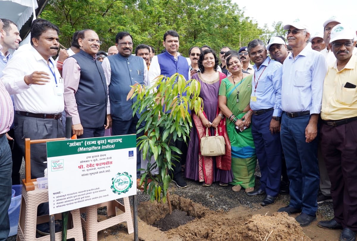 Dr. Sheetal Amte-Karajgi (@amtesheetal) on Twitter photo As a part of 33 Cr tree plantation drive,have planted 22434 native forest trees <a href="/MSSAnandwan/">Maharogi Sewa Samiti,Warora (Anandwan)</a> since 10.05.2019 involving various volunteers such as Divyang, NSS,NCC,children.We've had national level participation from youth.
<a href="/MahaForest/">Maha Forest Official</a>
<a href="/SMungantiwar/">Sudhir Mungantiwar</a>
<a href="/vikaskharage/">Vikas Kharage, IAS (विकास खारगे)</a>
<a href="/Dev_Fadnavis/">Devendra Fadnavis</a> As a part of 33 Cr tree plantation drive,have planted 22434 native forest trees <a href="/MSSAnandwan/">Maharogi Sewa Samiti,Warora (Anandwan)</a> since 10.05.2019 involving various volunteers such as Divyang, NSS,NCC,children.We've had national level participation from youth.
<a href="/MahaForest/">Maha Forest Official</a>
<a href="/SMungantiwar/">Sudhir Mungantiwar</a>
<a href="/vikaskharage/">Vikas Kharage, IAS (विकास खारगे)</a>
<a href="/Dev_Fadnavis/">Devendra Fadnavis</a>