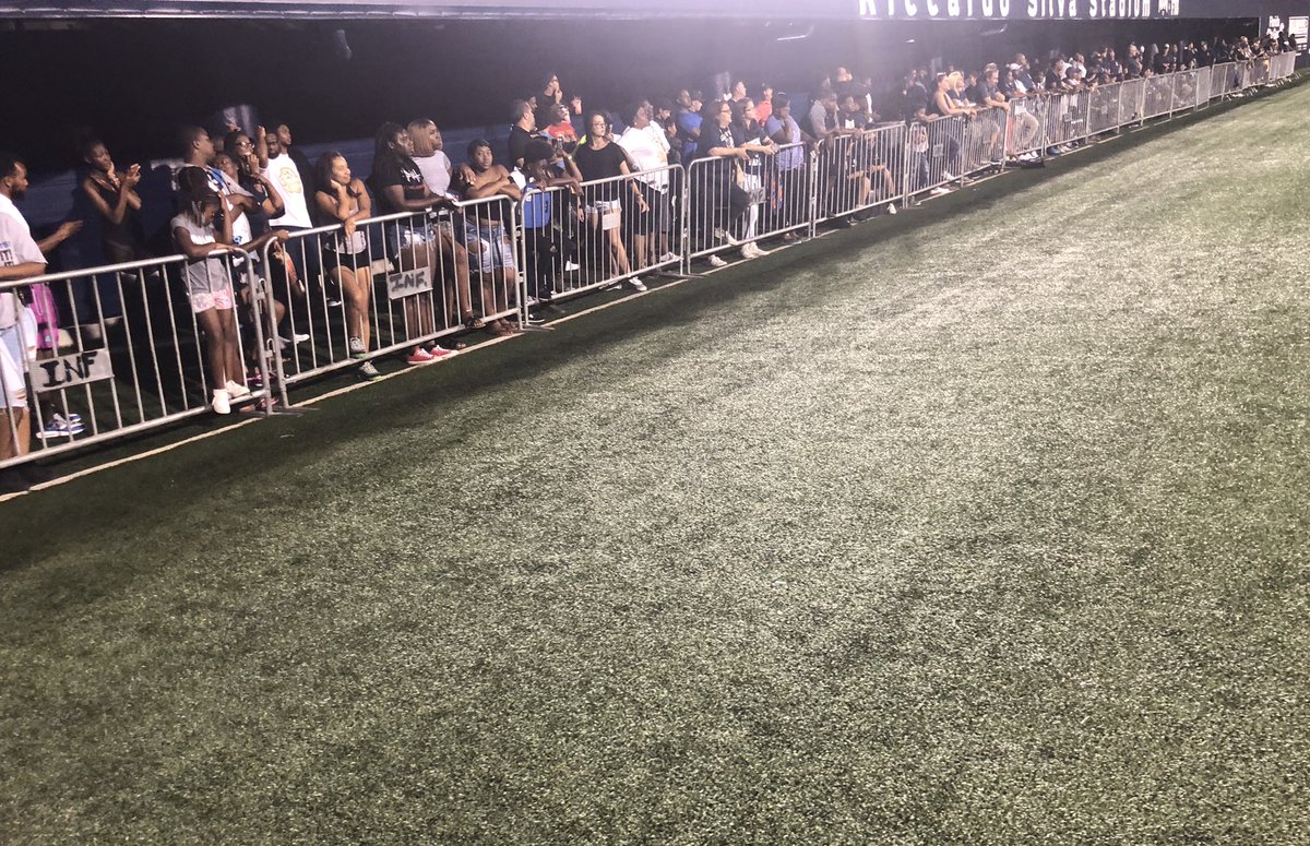 Ira_Childress25's tweet photo. Thanks to the Gulliver Football program, students, faculty, cheerleaders, families, community, volunteers &amp; media for making the inaugural Midnight Madness event a huge success! https://t.co/WiHXOAW0we