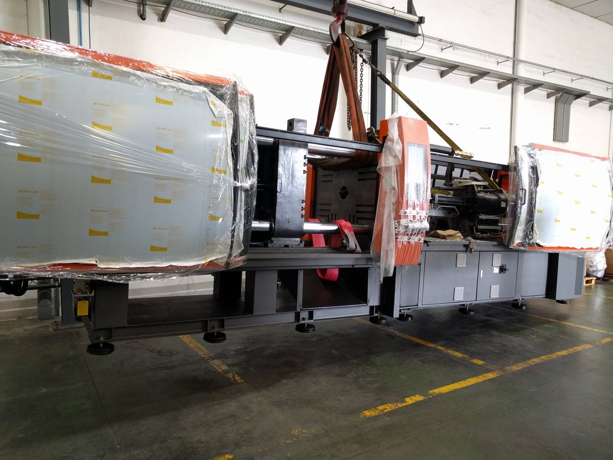 ItoplasEng's tweet photo. Recién entregada esta i400S en Valencia. De 400 toneladas de fuerza, fabricada por Itoplas con las mejores prestaciones técnicas y cargada con la última tecnología para la Industria 4.0 y el máximo ahorro energético.
#itoSave #itoControl #serieiS #ahorroenergético #industria40 https://t.co/lReSKXBrjs