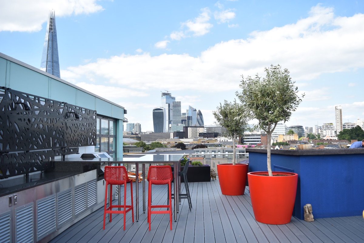 QuadContracts's tweet photo. Check out our recently completed residential apartment in SE1, talk about a view! https://t.co/XC1saXpap6