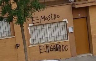 Lanoviacadaver_'s tweet photo. ¿Por qué, Manolo?
¿Por qué?
#Manolitos https://t.co/0znNwutorX