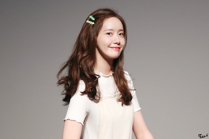 [PHOTO] 190728 Yoona - "EXIT" CGV Fantalk Live EAoUJYxUEAExkuH?format=jpg&name=small