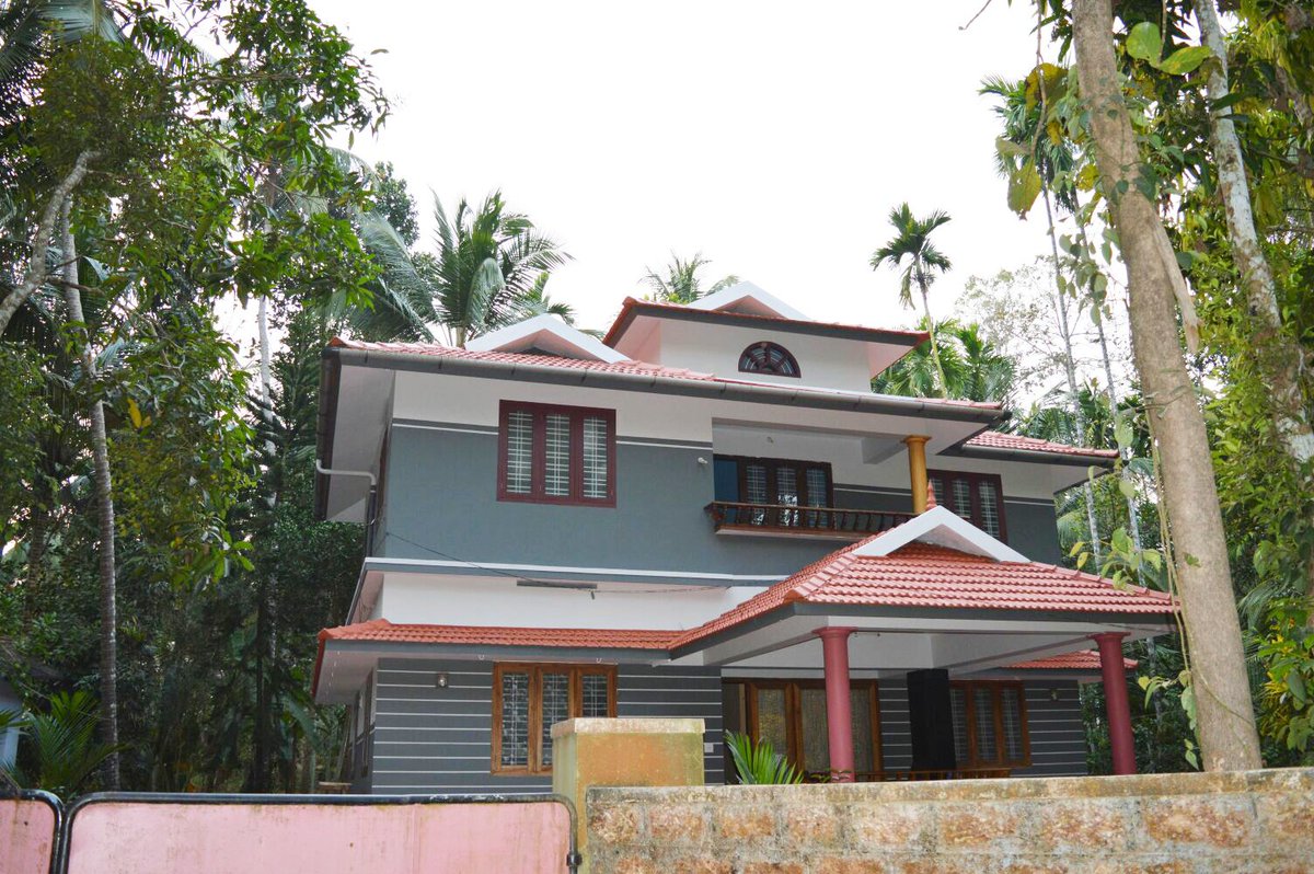 DivzArjun's tweet photo. Home Sweet Home 🥰
Home is where our story begins…✍️
#MissingHome #MissingVillage
#Kerala ❣️ https://t.co/Mo1zFGLf6h