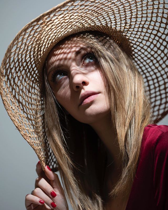 Renzobilenchi's tweet photo. In the summer time.
#portrait #palestradigitale #girl #model #fotografomilano #sun https://t.co/N6urbAsIrl https://t.co/xR00S9sBM6