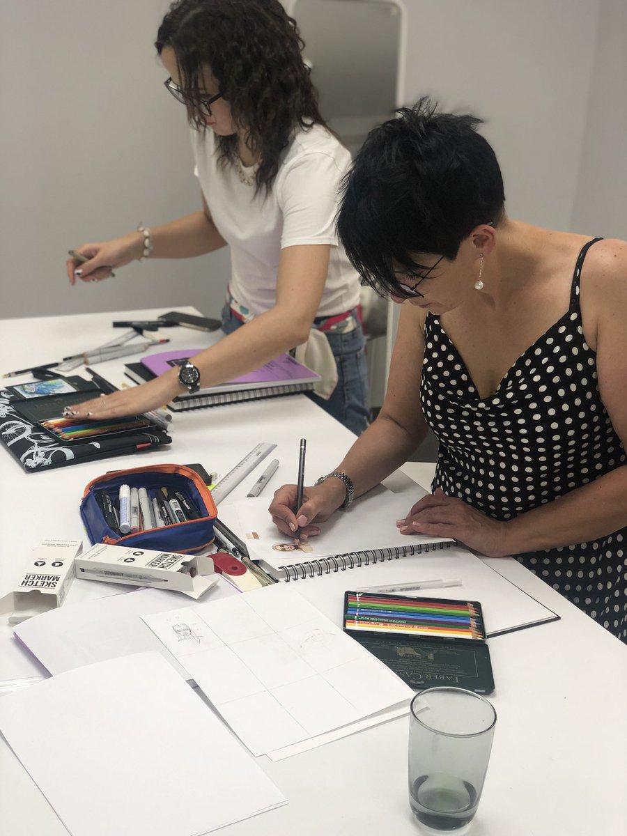 dreamupru's tweet photo. Fashionsketching with @alyray_ Алена Радыгина https://t.co/lvKemAiQBC