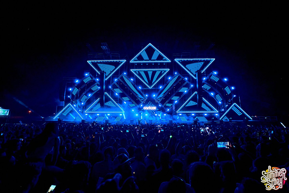 Happy birthday <a href="/Carl_Cox/">Carl Cox</a>! 🎉🎂 We lived unforgettable moments with you ✨💛