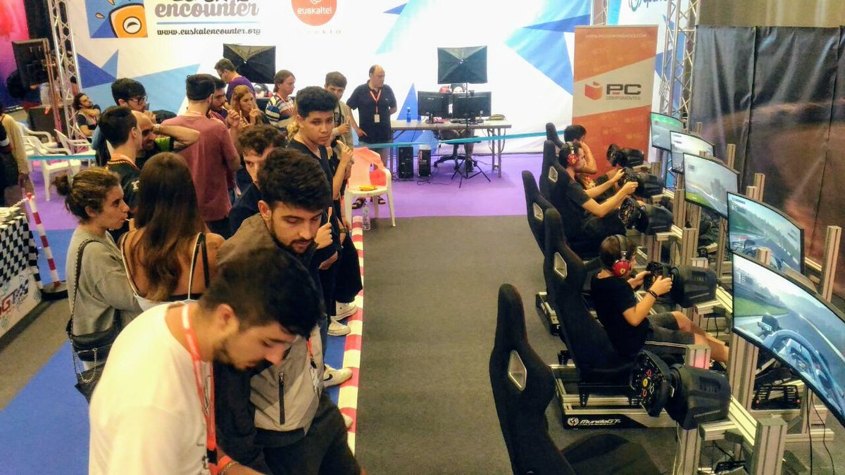 PcComponentes tweet media