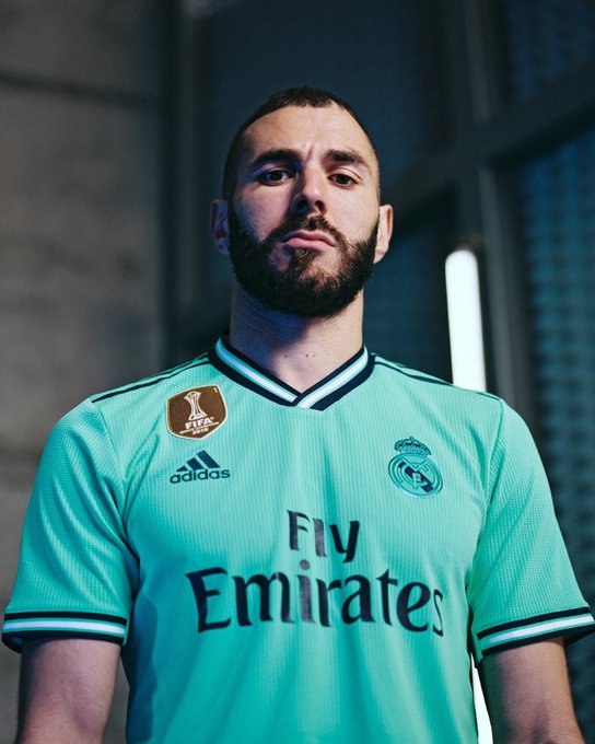 Real madrid cheap mint green jersey