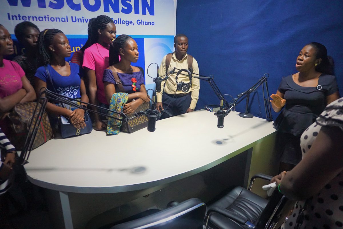 WIUCGHANA's tweet photo. The Free IT Classes has gone off to an amazing start. Don't miss out, join us tomorrow and learn web and email skills that will give you an edge in a world of tech.
#freeitclass #wiucghana #CSR https://t.co/3TLUfduCrv