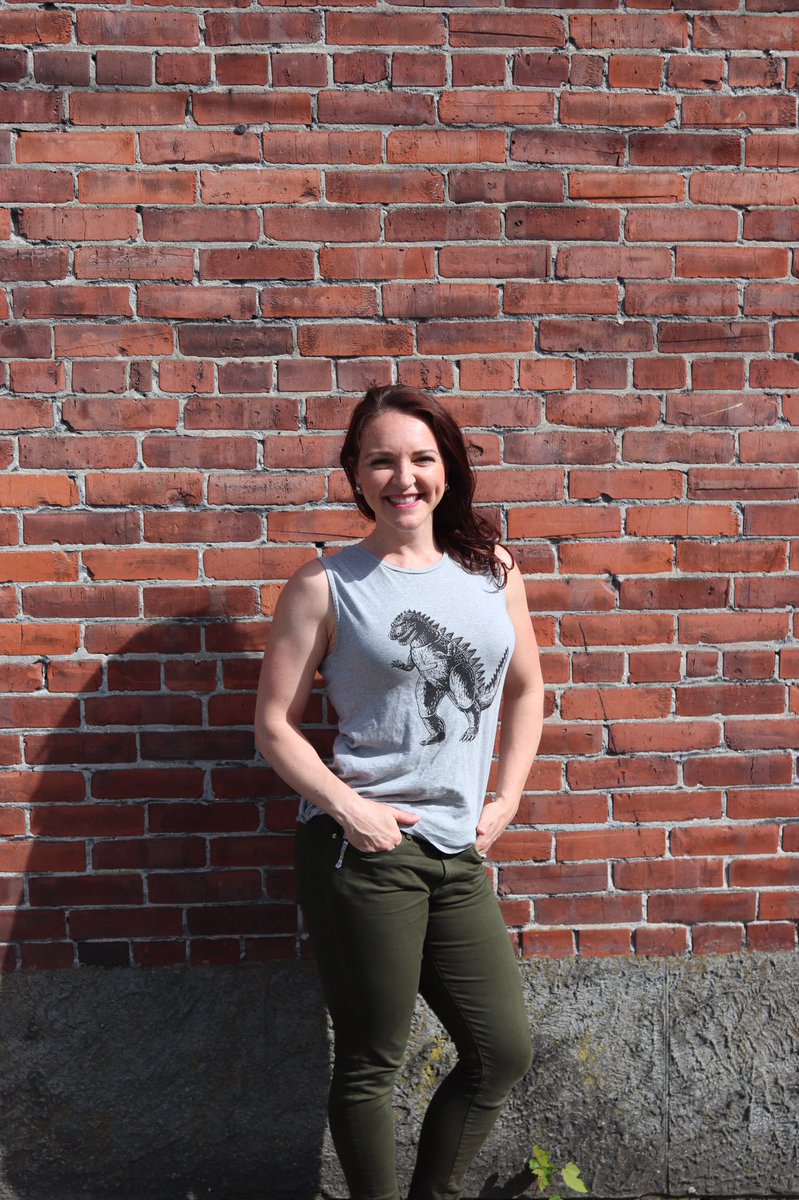 AmberDesign_'s tweet image. Who’s ready for the work week? I had some downtime this weekend and am ready to get after it.
#Monday #HappyMonday #smile #getstarted #Godzilla #brickwall #graphicdesigner #creative #branding #marketing #Entrepreneur #wfh #solopreneur #BossLife #ladyboss #bosschick #Womanprenuer