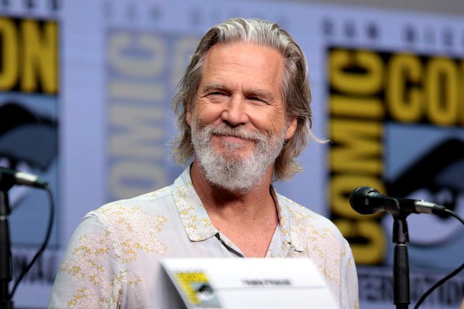 ActuaLitte's tweet photo. Jeff Bridges dans la série The Old Man, d'après le livre de Thomas Perry https://t.co/Ed1WQZ6BiP
#ThomasPerry @JeffBridges #TheOldMan https://t.co/ixx99mV3vC