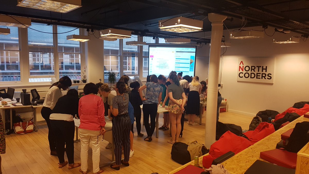 CodeAndStuff_uk's tweet image. Full house #codeandstuff #codeandstuffmanc #agile #womenintech #womeninstem #WomenWhoCode #nonbinary