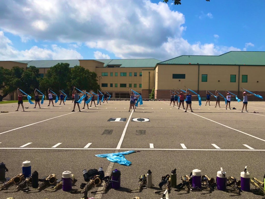 earlwarrenhscg's tweet photo. Feeling The Heat While Working On The Opener 💜 #earlwarren #colorguard #codeofthewarrior https://t.co/0csjCupFRL