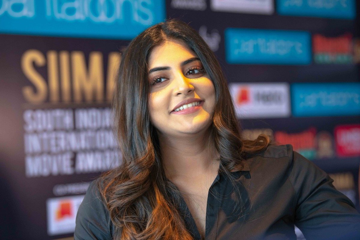 CineTimee's tweet photo. சென்னையில் நடந்த #SIIMA2019 விருதுகள் - பத்திரிகையாளர் சந்திப்பு புகைப்படங்கள் !
@AmrithaOfficial ! @mohan_manjima ! #CimeTimee ! https://t.co/F6EEHGyKvW