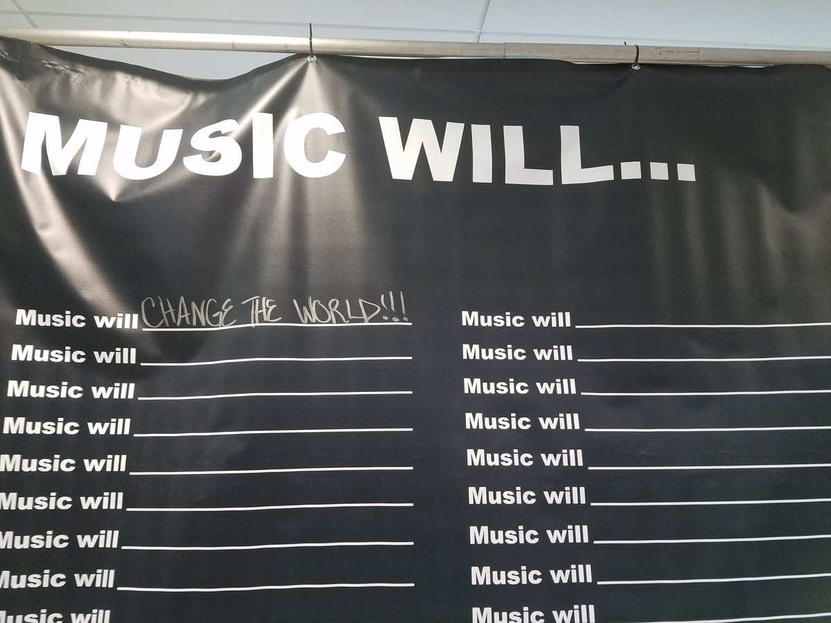 WhitMusicEd's tweet image. What say you?
#modernbandsummit
@littlekidsrock
@WyattAcademyK8
