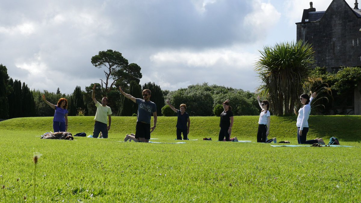 Blue_E_Blogger's tweet photo. Thanks to all the attendees of Saturdays Pop-Up yoga class @BelleekCastle 🧘‍♂️ Signup ⬇️  to be in the loop for the next one! https://t.co/q9I1pXQ4GH
#yoga #outside #outside #health #meditation #fitness #sun #summer https://t.co/y8AoTnQ8q7
