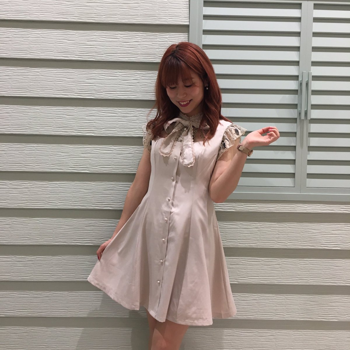 Rojita Re Arrival ボウタイリボン配色レースワンピース ベージュ ピンク ブラック 7 900 Tax 4 740 Tax 40 Off 人気で完売していたワンピースが再入荷してます 大きなリボンと配色のレースが上品 可愛い ワンピースです Rojita ロジータ