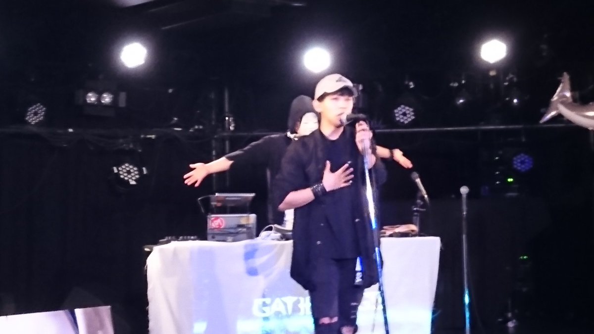 otasuki_music's tweet photo. 今日の主役2人のステージ
#GATHERING
#ユヤサウンド
#_SAME
#DJ_LARD
#SPADEBOX https://t.co/qhgO2aFpr2
