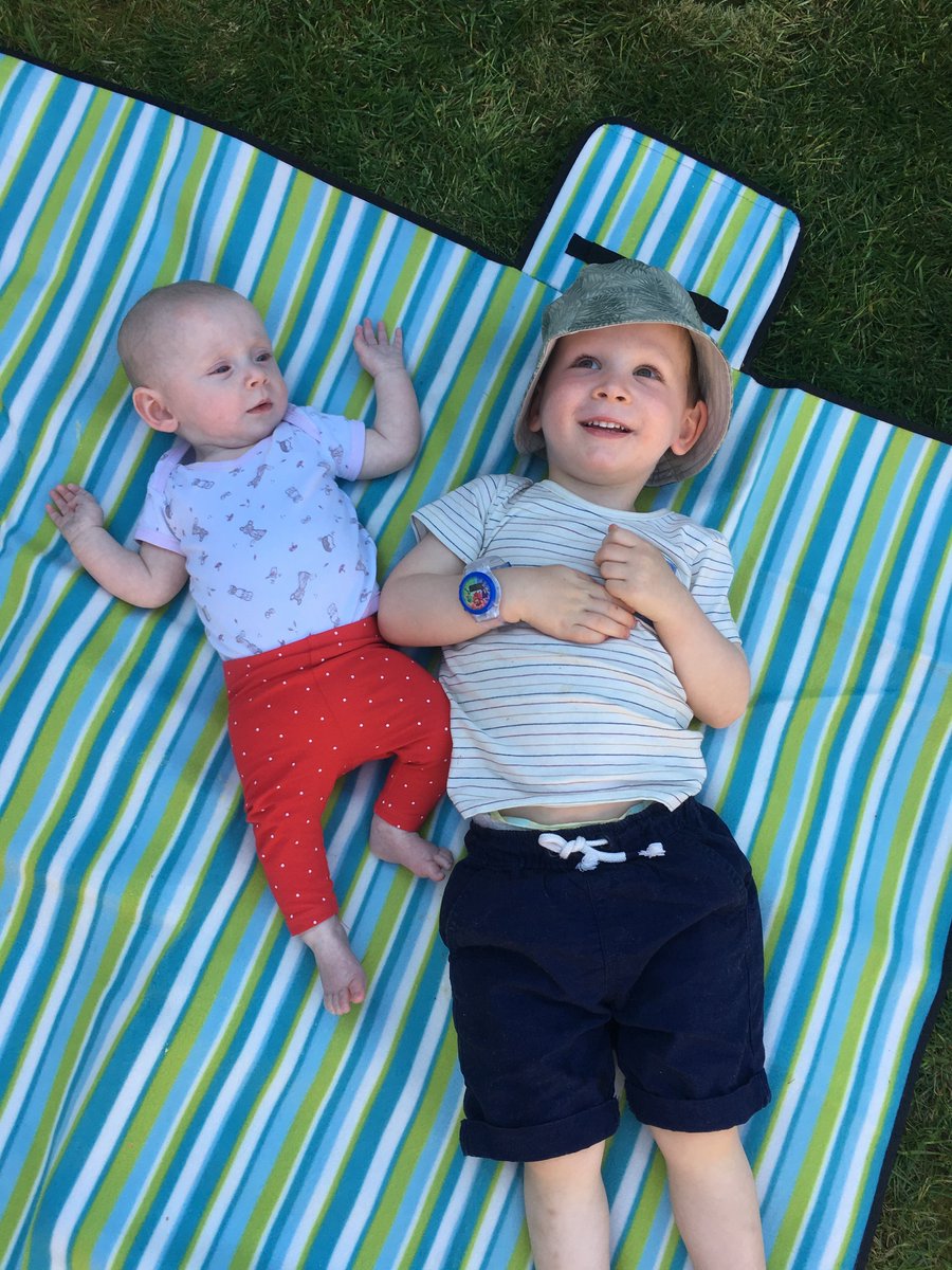 smaisey1's tweet image. We have a three year old who's toilet training, an 8 month old girl who's weaning, two cats, and a beige carpet. I NEED THIS IN MY LIFE, HELP!!! :) #Win #Winner #FlexClean #Competition #RugDoctorUK #CarpetCleaning