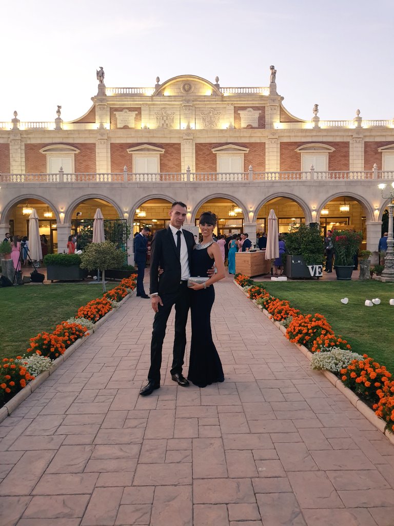¡Me encanta esta foto! 😍
<a href="/Nestus_/">Nestus</a> 
🍾 Una boda maravillosa 🍾