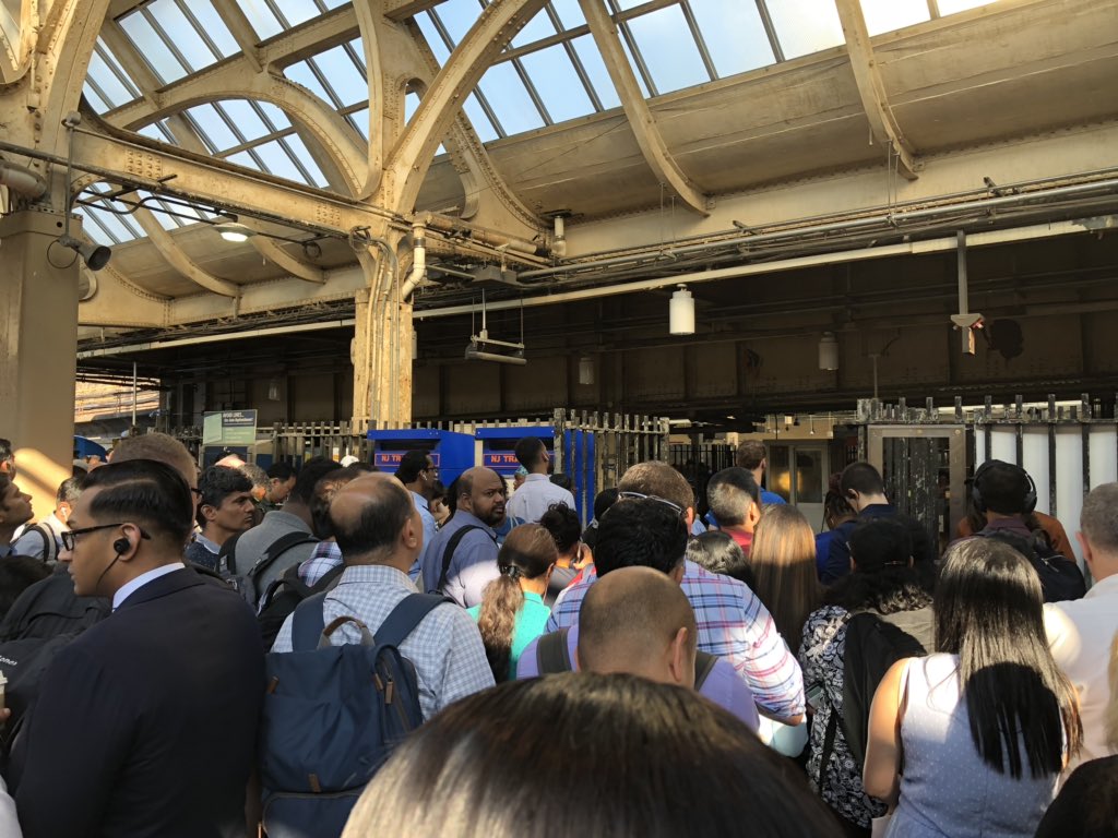 MaryR818's tweet photo. @PATHTrain Delays as in suspended not running and no communication. Got it 👌🏻#pathfail https://t.co/PieOEtlTCx