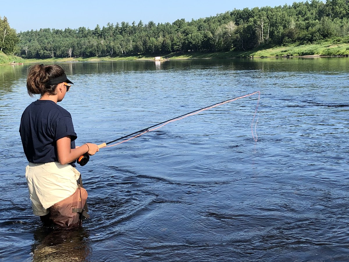 MVHSFlyFishing's tweet photo. #ASCSN2019 Day 2... we have 6 mixed groups fishing the Southwest Miramichi and Cains this morning.  Great to have 🇨🇦 🇺🇸 🏴󠁧󠁢󠁳󠁣󠁴󠁿 students fishing together with Miramichi guides.  @Discovery @DestinationNB @BlackvilleNB @IYS_Atlantic #yearofthesalmon https://t.co/D37y2YBDFD