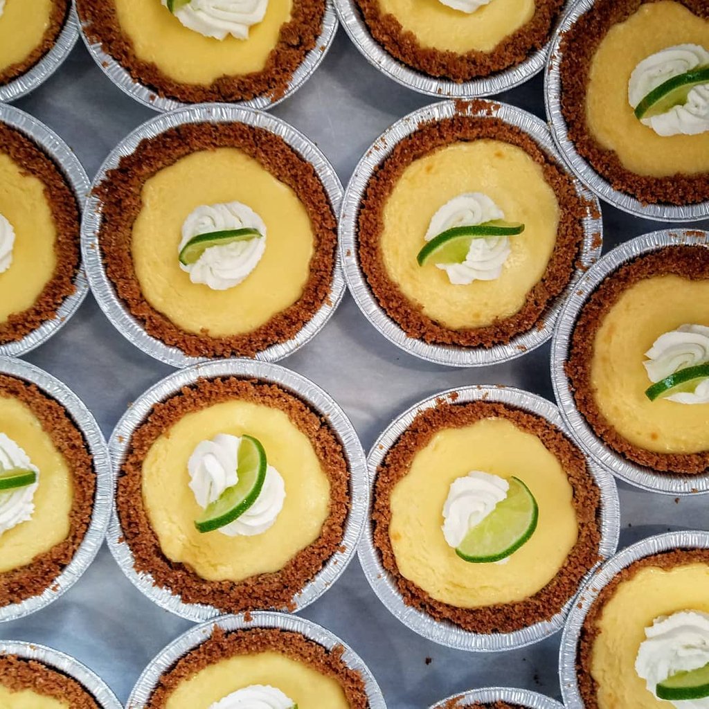 Monday sunshine <a href="/panburys/">Panbury's</a> style! 🍋 Have a great week - come see us at #themunicipalmarket!