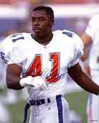 We've got Tim Gordon days left until the  #Patriots opener!After a four year career with the Falcons, Gordon signed with the Pats in 1991 and played his final two years in New EnglandHe played in 21 games for the Pats, starting 15 of them