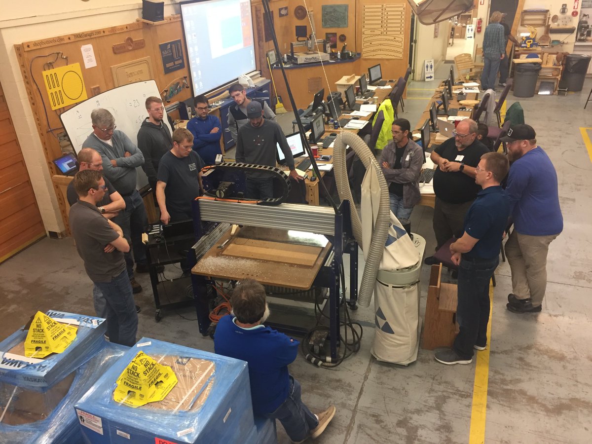 ShopBotTools's tweet photo. We have a couple open spots in our CNC Basic Training this week, August 1 & 2. Contact us to sign up 888-680-4466. #cnctraining #goShopBot #makeSomethingCool https://t.co/bge0xzHdP4 https://t.co/v9nr26Scd5