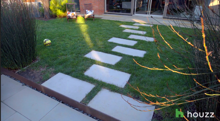 EVOlineStore's tweet photo. #HaiDirikuDiMasaLalu #KamiBersamaFPI #mitigasikekeringan #AyoKeDiengCultureFest  
Seninku #IRENE Abimana Lee Hyeop

Houzz TV: An Edible Backyard in an Eichler Home

https://t.co/n8nnTJom9z

#kitchen #Store #House #style #Furniture #Design #Bedroom #Electronics #Electric #Cookware https://t.co/bveTzdJRZj
