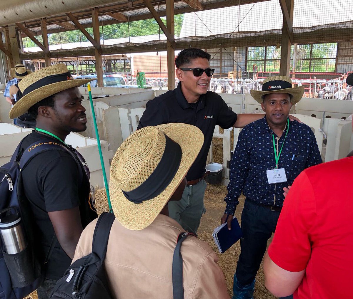 Alltech's tweet image. Last week, the 2019 IFAJ/Alltech Young Leaders in Agricultural Journalism Award recipients gathered for the @IFAJ Congress Young Leaders boot camp to focus on professional development, networking and farm visits. What a week to celebrate future leaders! #IFAJ2019 #AgMediaSummit