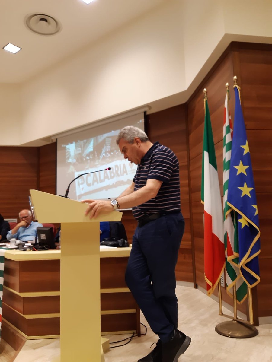 CislRc's tweet photo. Il Segretario Generale Aggiunto Cisl Luigi Sbarra chiude i lavori del consiglio generale della cisl calabria. #cislrc https://t.co/ER88aqR33y