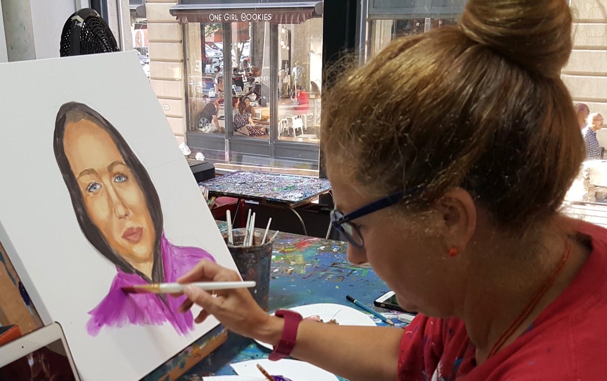 CWASDumbo's tweet image. Focus &amp;amp; drive in our Sunday #PortraitPaintingClass for adults. We will also be offering this class for Fall 🖼️🎨🖌️ Subscribe to our mailing list for announcements on #FallArtClasses on our website! #creativelywildartstudio #dumbo #brooklynartclasses #art #paintingoncanvas