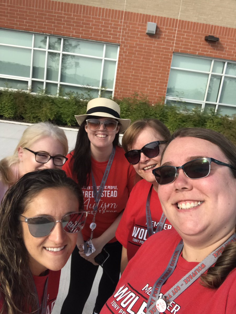 It’s the First Day of School Selfies #balancedcalendarlife <a href="/TonyPontesPS/">Tony Pontes PS</a> <a href="/PeelSchools/">Peel District School Board</a>