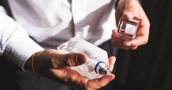 BernardMarr's tweet photo. It turns out that #AI can examine the various substances that make up #perfume to make its own #creation! This is because a lot of the groundwork done when developing a new #fragrance is done by evaluating #data. 

Learn more in my latest @Forbes article > https://t.co/tR8BofDMLj https://t.co/CMm8nugpJ8