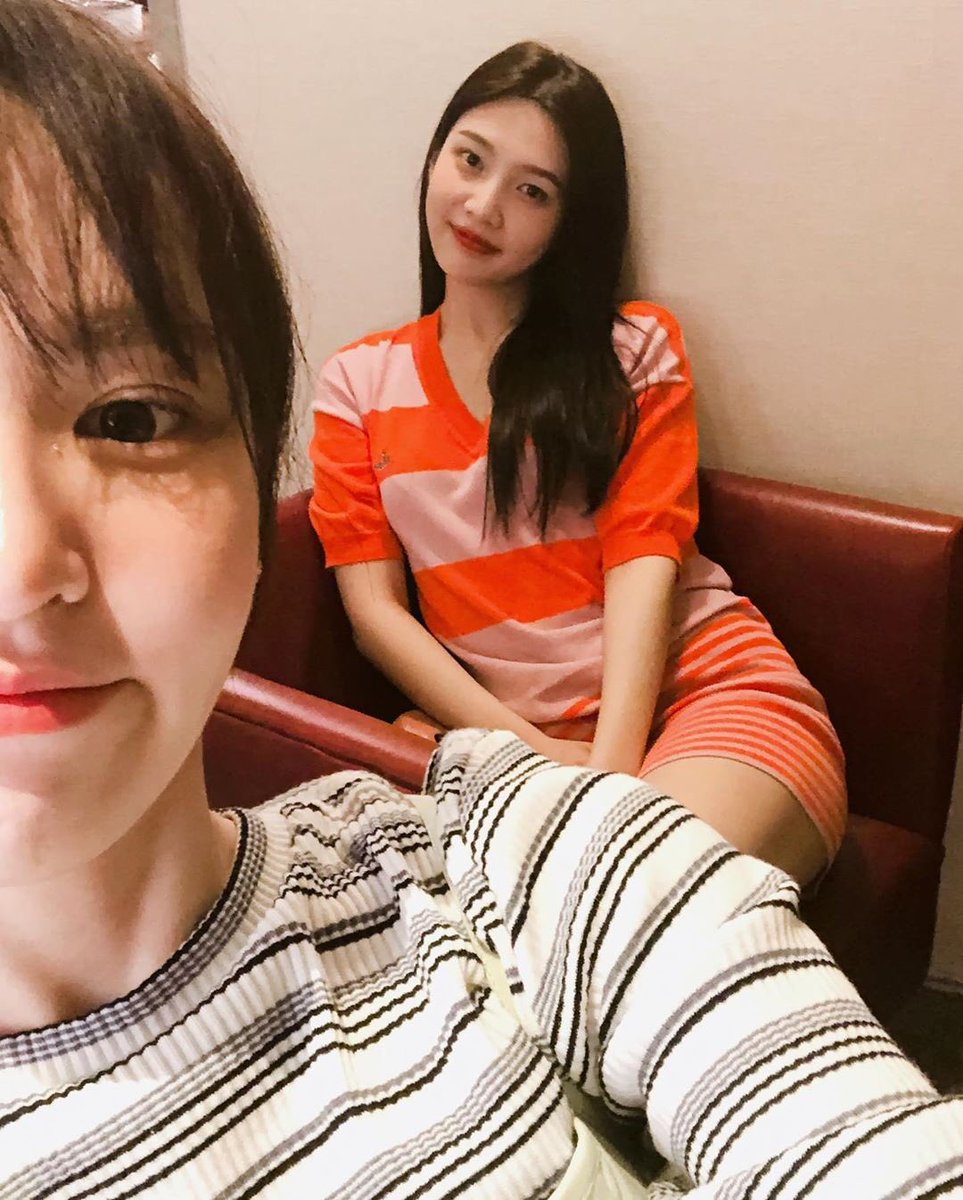 wanwansforehead's tweet photo. Wendy: first member to appear on Joy’s personal IG

Irene: first member to appear on Seulgi’s personal IG

Who’s it gonna be for Yeri 🤔 https://t.co/o7L0D2S55a