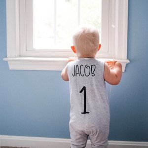 Loving the customizable name on the back of this romper! #birthdayboy #1stbirthday #trendybaby