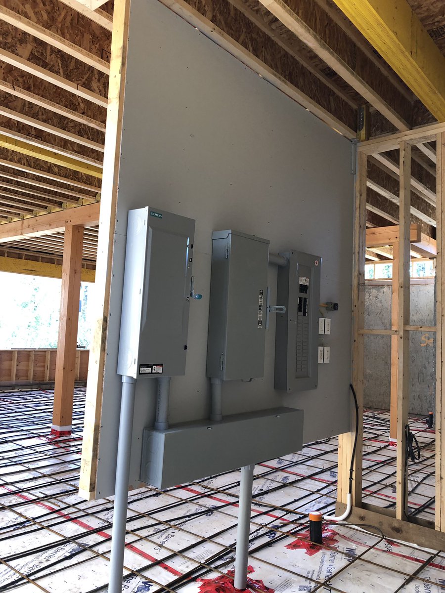 LarkaunHomes's tweet photo. Check out this electrical service. Great job by our team at #dcstatic #larkaunacreages https://t.co/QklTRn4yDS