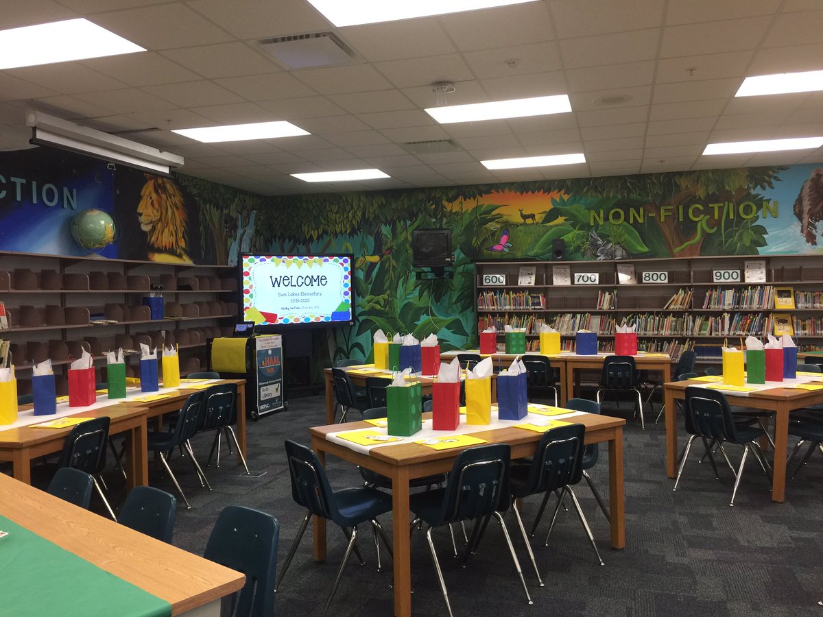Ready to welcome our new Roadrunners to TLE 19-20 where we are “Building Our Future”
#WeClimbTogether #KidsDeserveIt <a href="/HCPSArea2/">HCPS Area 2</a>