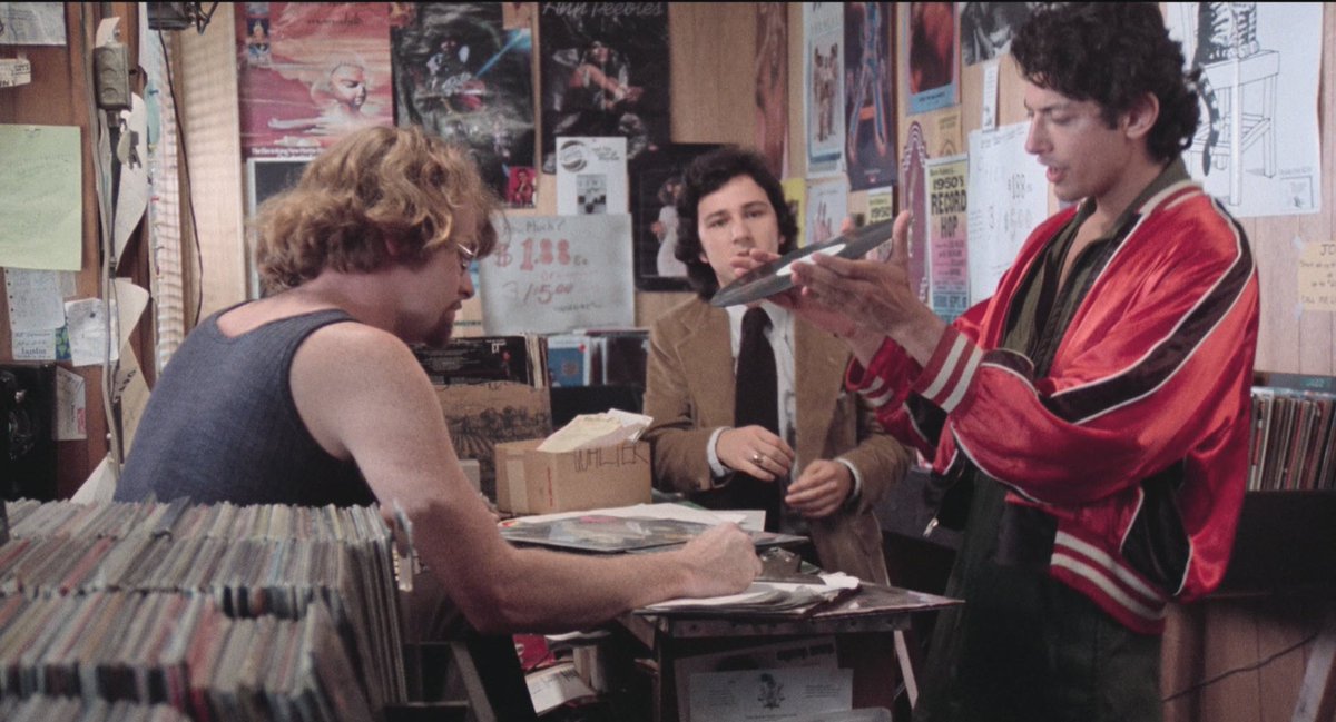 CONELRAD6401240's tweet photo. Jeff Goldblum's rock critic character Max Arloft teaches Bruno Kirby how to spot a flawed bootleg in Joan Micklin Silver's BETWEEN THE LINES ('77) written by #BostonPhoenix vet Fred Barron. #MichaelJPollard @asburyjukes @PeterAPeel Great @CohenFilm restoration! https://t.co/xANj1MiHPO