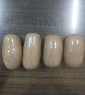 aigcijal's tweet photo. COUNTER INTELLIGENCE BUSTS ANOTHER MAJOR INTERSTATE HEROIN SMUGGLING RACKET BEING OPERATED FROM JAIL

SEIZE 1 KILOGRAM HEROIN AND ARREST TWO SMUGGLERS FROM TATA SUMO SUV

KINGPIN IS NIGERIAN SMUGGLER VICTOR LODGED IN KAPURTHALA JAIL

TWO PHONES AND SIM SEIZED FROM VICTOR IN JAIL https://t.co/nLL7TaO49Z