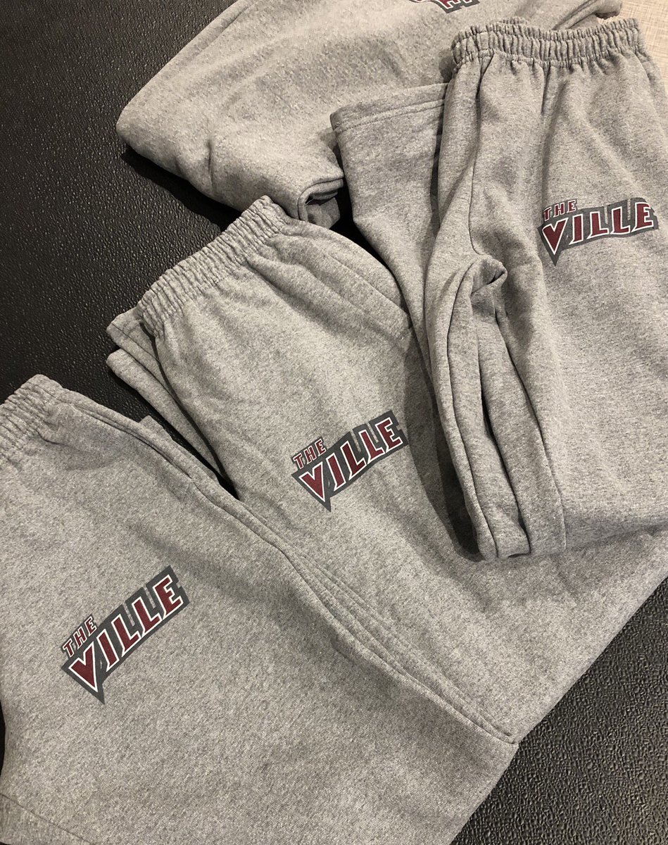 _Sydney_Davis's tweet photo. @LdyDragonSoccer is selling season passes to our home games &amp; super cute sweatpants!  Season passes are $10.00 and sweatpants are $30.00.  Let me know if you’d like to make a purchase and please RT!  Thank you and Go Dragons! 🐉 https://t.co/G0MzkEhjFn