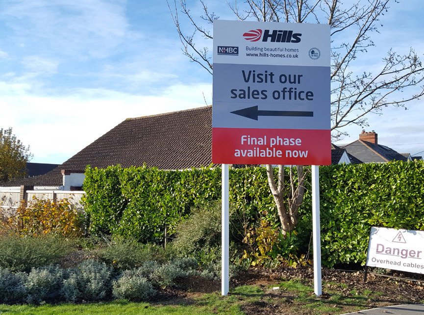 MirageSigns's tweet photo. Directional #signage and fingerposts are an important part of identification and location awareness. Clear and easy to follow, it is possibly the first point of contact and increases site safety. #signs #greatfirstimpression #directionsigns #wayfindingsigns https://t.co/LcLQzdlZ4c